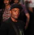 <p>O lutador Anderson Silva foi destaque no desfile da grife no Rio</p>  Foto: Mauro Pimentel / Terra