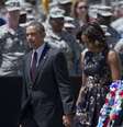 <p>Nesta quarta-feira, o presidente dos EUA, Barack Obama, e sua esposa Michele participaram de uma cerimônia em memória às vítimas do tiroteio que atingiu uma base militar na última semana</p>  Foto: AP