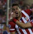 Koke e David Villa comemoram gol do Barcelona   Foto: Reuters