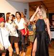 <p>Let&iacute;cia prestigiou Lenny Niemeyer usando pe&ccedil;a da estilista</p>  Foto: Felipe Assumpção / AgNews