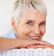O biodente, que já existe dentro dos laboratórios, é um dente biológico e vital, com semelhança bem próxima ao dente humano  Foto: Shutterstock