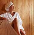 Cercada de muita polêmica, a sauna pode trazer benefícios estéticos para corpo, mas também colocar em risco a saúde se não for bem aproveitada por seus usuários   Foto: Shutterstock