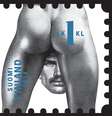 <p>Os homens ilustrados representam figuras masculinas com características sexuais exageradas - característica marcante no trabalho do artista</p>  Foto: The Independent / Reprodução