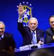<p>Lucro anual da CBF é investido basicamente na própria entidade, dizem jornais</p>  Foto: Daniel Ramalho / Terra