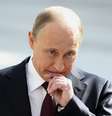 <p>Presidente russo, Vladimir Putin logo após participar de sessão de perguntas e repostas, ao vivo, na TV russa, em Moscou, nesta quinta-feira, 17 de abril</p>  Foto: Reuters