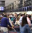 Aeroporto de Congonhas, em São Paulo, registra atrasos e movimento intenso no feriado  Foto: Renato S. Cerqueira / Futura Press