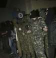Foto de 16 de abril: manifestantes pró-Rússia fazem guarda em base militar de Mariupol, Ucrânia  Foto: Reuters