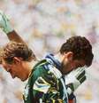 Taffarel passa pelo italiano Pagliuca na disputa de pênaltis da final da Copa de 1994  Foto: AFP