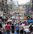 <p>Cidade do Leste convive com problemas de infraestrutura e economia informal</p>  Foto: Getty Images 