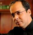 <p>Juan Jos&eacute; Rend&oacute;n,&nbsp;guru venezuelano da pol&iacute;tica, era um dos muitos assessores do presidente colombiano</p>  Foto: Twitter