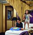<p>No pacote infantil, suítes são equipadas com video, iPad revestido de ouro e computador</p>  Foto: Divulgação