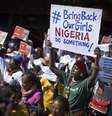 <p>Milhares de pessoas protestaram contra o sequestro das mais de 200 meninas nigerianas</p>  Foto: AP