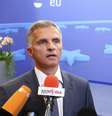 <p>Chefe da OSCE, o presidente su&iacute;&ccedil;o e ministro das Rela&ccedil;&otilde;es Exteriores,&nbsp;Didier Burkhalter fala &agrave; imprensa durante uma reuni&atilde;o ministros das Rela&ccedil;&otilde;es Exteriores da Uni&atilde;o Europeia, em Bruxelas, 12 de maio</p>  Foto: Reuters