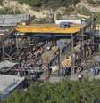 <p>Imagem mostra uma visão geral da mina de carvão onde os mineiros estão presos, na Turquia</p>  Foto: Reuters