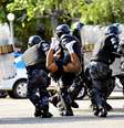 Policiais participam de treinamento para a Copa do Mundo de Futebol, no Rio de Janeiro  Foto: Daniel Ramalho / Terra