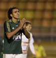 Diogo lamenta a oportunidade perdida no primeiro tempo  Foto: Ricardo Matsukawa / Terra