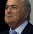 <p>O presidente da Fifa, Joseph Blatter, se indignou com a mídia</p>  Foto: Bobby Yip / Reuters