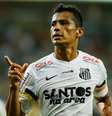 <p>Cícero ainda não definiu se permanecerá no Santos</p>  Foto: Getty Images 