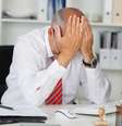 A diminuição do número de novos empreendimentos indica que os empresários estão menos confiantes e mais preocupados com a situação do mercado brasileiro   Foto: Rancorn / Shutterstock