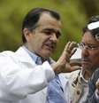 <p>Os dois principais candidatos presidenciais têm se envolvido em uma série explosiva de acusações mútuas</p>  Foto: AP