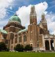 <p>Basílica de Koekelberg é uma das diversas atrações turísticas de Bruxelas</p>  Foto: Shutterstock
