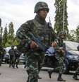 <p>Soldados tailandeses assumem posi&ccedil;&otilde;es durante golpe militar, no centro de Bangcoc, na Tail&acirc;ndia</p>  Foto: Athit Perawongmetha / Reuters