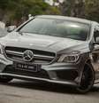 <p>Mercedes-Benz CLA 45 AMG; montadora tem bom desempenho em 2014, mas segue atrás da Audi e da BMW no segmento de carros de luxo</p>  Foto: Divulgação