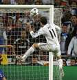 No segundo tempo da prorrogação, Gareth Bale aproveitou rebote de grande jogada de Dí Maria e colocou o Real Madrid na frente  Foto: AP