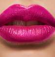 Os tons mais pigmentados, como o fúcsia e o pink queimado, estão em alta  Foto: Shutterstock