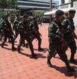 A junta militar da Tailândia recebeu nesta segunda-feira o sinal verde do rei Bhumibol Adulyadej  Foto: Sakchai Lalit / AP