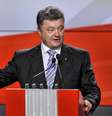 Petro Poroshenko afirmou nesta segunda-feira que pretende manter o atual governo com o primeiro-ministro Arseni Yatseniuk  Foto: Mykola Lazarenko / AP