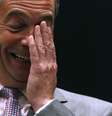 <p>O britânico Nigel Farage reage aos resultados das eleições no Parlamento da UE</p>  Foto: Reuters