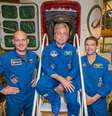 <p>O astronauta da Nasa, Reid Wiseman, o cosmonauta da Agência Federal Espacial da Rússia, Maxim Suraev, e o astronauta da Agência Espacial Europeia, Alexander Gerst, estão prontos para o lançamento na nave espacial Soyuz TMA-13M </p>  Foto: Nasa / Divulgação
