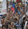 <p>Mineiros realizaram um protesto em Donetsk, no leste da Ucrânia, nesta quarta-feira, 28 de maio. Trabalhadores da mina de carvão Donbass farão uma greve por tempo indeterminado para exigir que tropas ucranianas e outras forças deixem a região</p>  Foto: AP