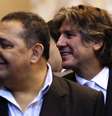 <p>Vice-presidente da Argentina, Amado Boudou (a direita) ao lado do líder social Luis D'elia, dentro da catedral de Buenos Aires antes da comemoração do 204º aniversário da Revolução de Maio, em 25 de maio</p>  Foto: Reuters