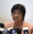 <p>Navi Pillay, diretora da agência de direitos humanos da ONU, pediu que a China falasse a verdade sobre o episódio</p>  Foto: Reuters