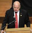 "Pedimos à comunidade internacional que expresse seu apoio ao processo interno venezuelano de maneira positiva, sem pressões ou sanções", disse o secretário-geral da Organização dos Estados Americanos (OEA), José Miguel Insulza  Foto: EFE