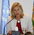 <p>Sigrid Kaag, coordenadora especial da Organiza&ccedil;&atilde;o para a Proibi&ccedil;&atilde;o de Armas Qu&iacute;micas-Na&ccedil;&otilde;es Unidas, participa de&nbsp;coletiva de imprensa em Damasco, em &nbsp;27 abril&nbsp;</p>  Foto: Reuters