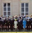 Foto oficial mostra líderes de 19 Estados que participaram de homenagens aos 70 anos do Dia D, na França; alguns veteranos de guerra também estiveram presentes e receberam homenagens  Foto: AFP