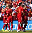 Espanha comemora gol de David Villa na vitória contra El Salvador  Foto: AFP