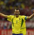 <p>Cafu foi capitão do na conquista do penta em 2002</p>  Foto: Getty Images 