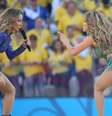<p>Claudia Leitte, Jennifer Lopez e Pitbull cantaram&nbsp;'We are one (Ole, Ola)' na abertura da Copa do Mundo</p>  Foto: Ricardo Matsukawa / Terra
