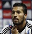 Garay forma a zaga argentina com Federico Fernández  Foto: AP