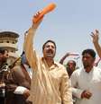 <p>Voluntários se juntaram ao Exército iraquiano para combater os militantes que tomaram Mossul</p>  Foto: Reuters