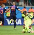 <p>Após atuação desastrosa, Casillas perdeu chance de superar recorde de minutos sem levar gols em Copas</p>  Foto: AFP