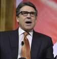 "Pode ser que eu tenha um código genético que me predisponha a ser um alcoólico, mas tenha o desejo de não sê-lo. Acho que no caso dos homossexuais ocorre o mesmo", disse Rick Perry  Foto: Reuters