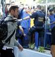Rooney chega a hotel em Manaus com a seleção inglesa  Foto: Reuters