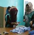 <p>O n&uacute;mero de eleitores que foram &agrave; urnas no segundo turno das elei&ccedil;&otilde;es no Afeganist&atilde;o &eacute; semelhante ao n&uacute;mero registrado no primeiro turno</p>  Foto: Reuters
