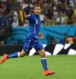 Marchisio comemora o gol que abriu o placar da partida para a Itália  Foto: AFP