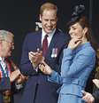 <p>Pr&iacute;ncipe William, o duque de Cambridge, e sua esposa Catherine, Duquesa de Cambridge, assistem&nbsp;a uma cerim&ocirc;nia em Arromanches, Fran&ccedil;a em&nbsp;6 de junho</p>  Foto: Reuters